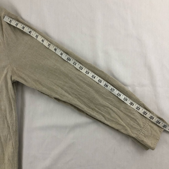 // Volcom long sleeve button up // - Picture 6 of 7